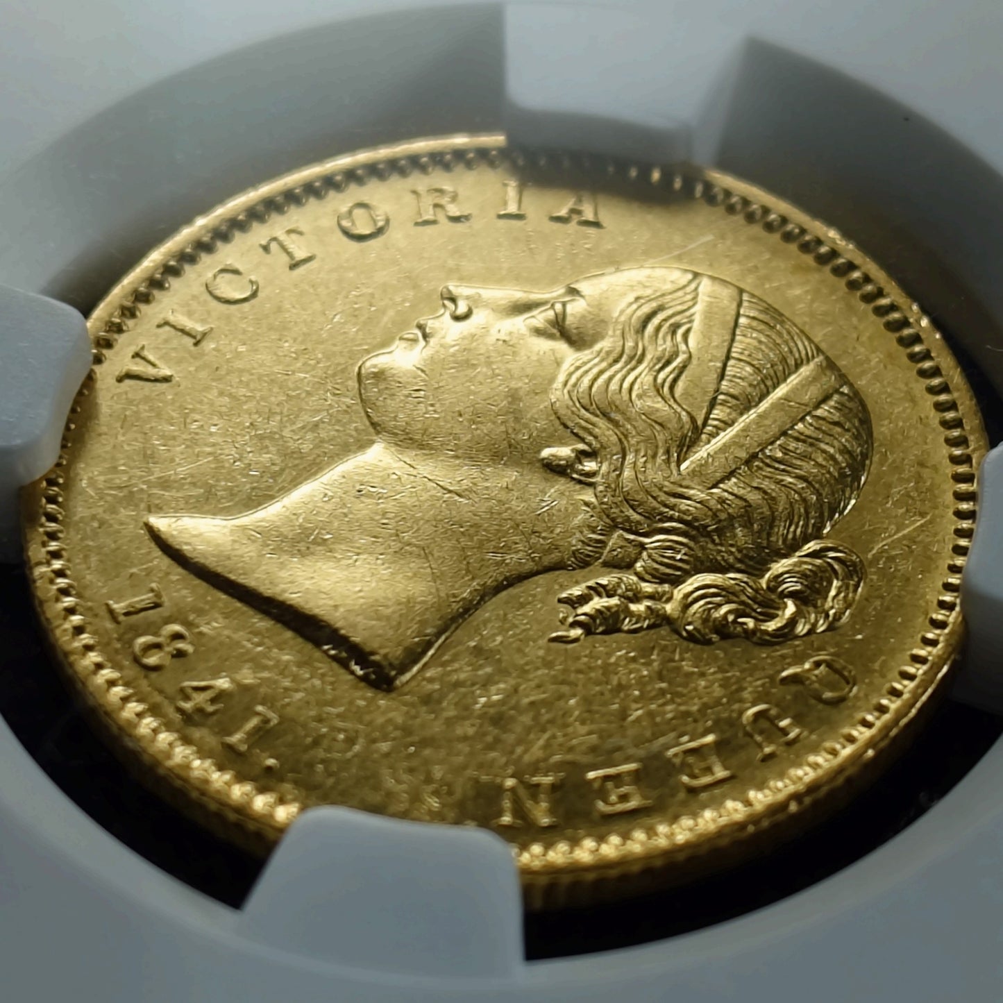 1841年 イギリス領インド モハール金貨 NGC AU58 ヴィクトリア女王