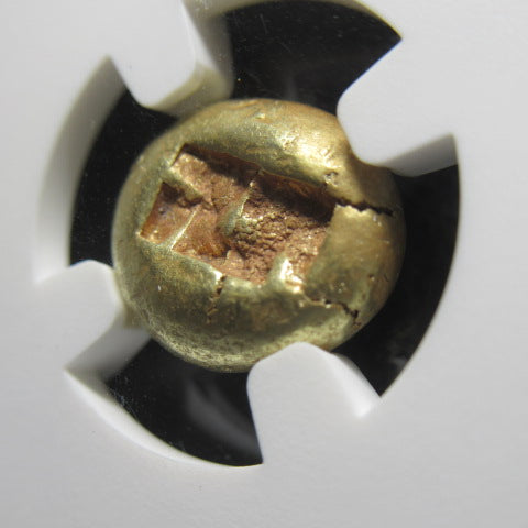 紀元前610-546年 リディア 1/3ステーター Ch VF Strike:5/5 Surface:4/5 NGC エレクトラム貨